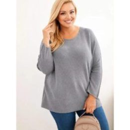 Moteriškas Plus Size megztinis su valtine iškirpte, pilkos spalvos