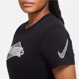 Moteriški marškinėliai Nike Sportswear, juodi