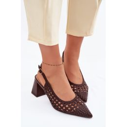 Pinta iškirpte dekoruotos basutės su kulnu Step in style