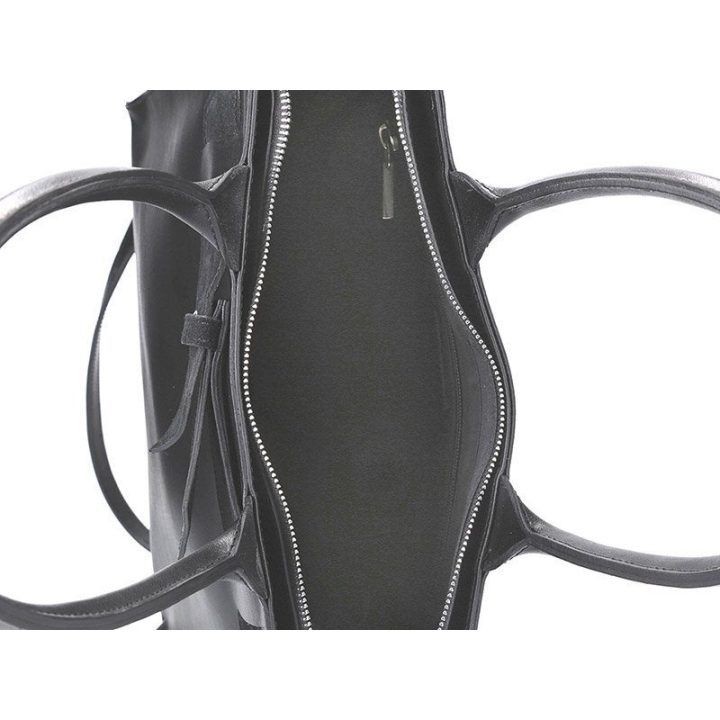 Odinė rankinė Innue – juoda