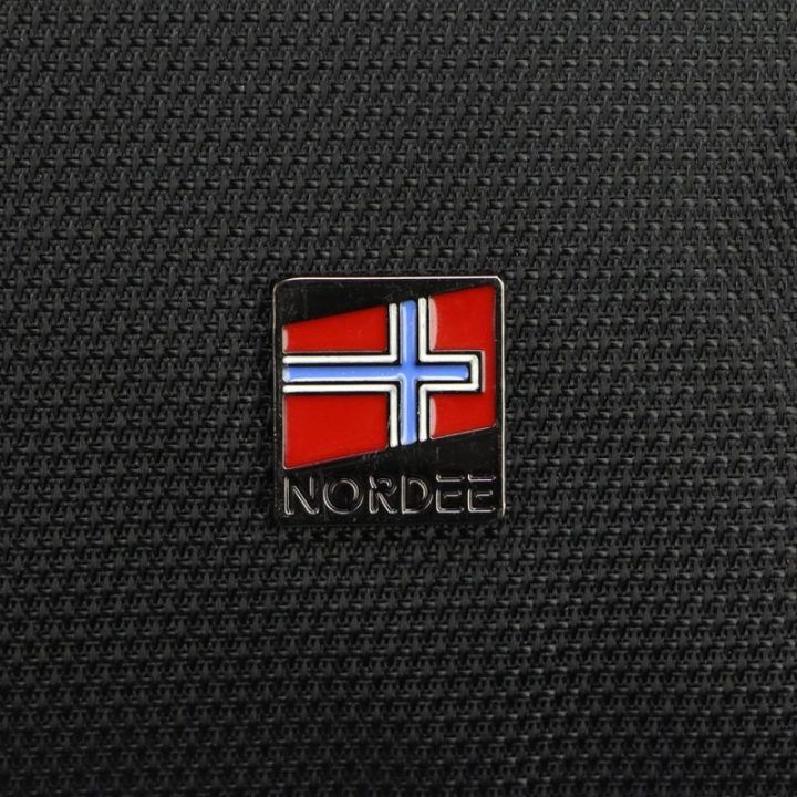 Rankinukas per petį Nordee
