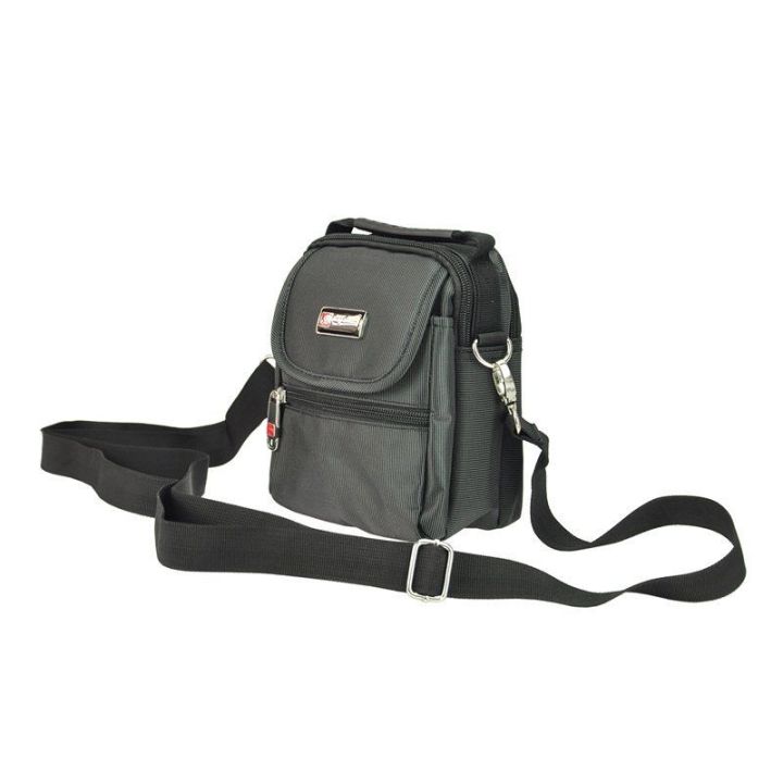 Juoda rankinė per petį Bag Street