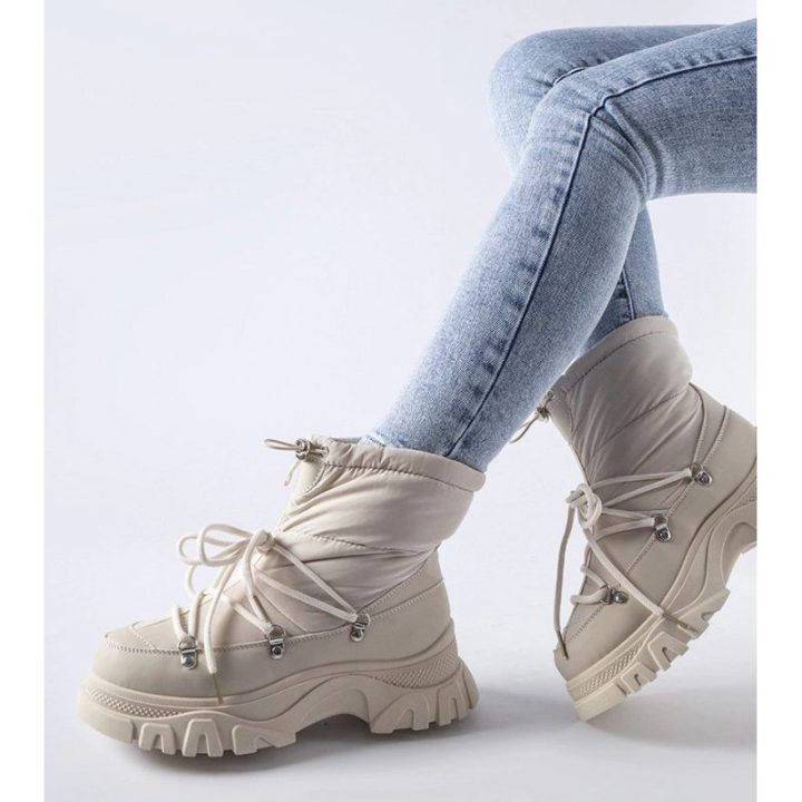 Smėlio spalvos sniego batai