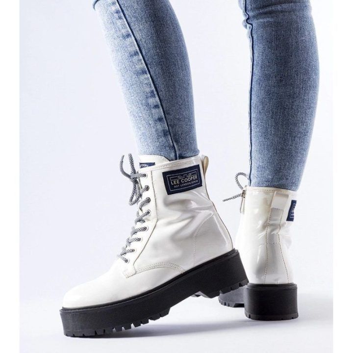 Balti batai Lee Cooper