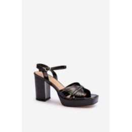Sandalai su kulnu Step In Style – juoda