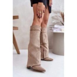 Moteriški Bralise Eco Suede batai su užlenkta viršutine dalimi ant kulno, smėlinės spalvos