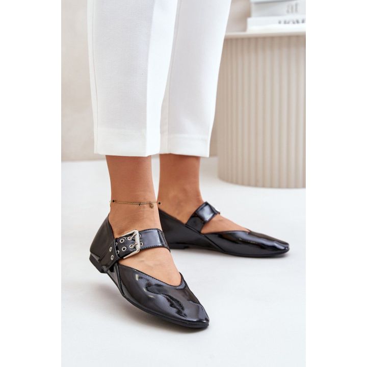 Juodi lakiniai baleto tipo bateliai su sagtimi Step in style