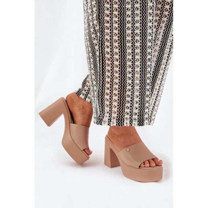 Šlepetės Step In Style – smėlinė