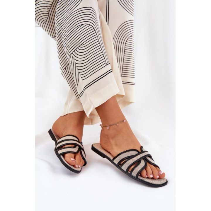 Guminės šlepetės paplūdimiui Step In Style – juoda