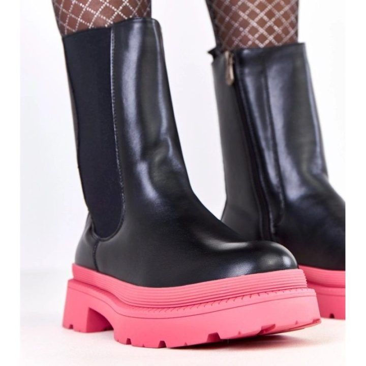 Aulinukai moteriški juodi su rožiniu padu Fortley