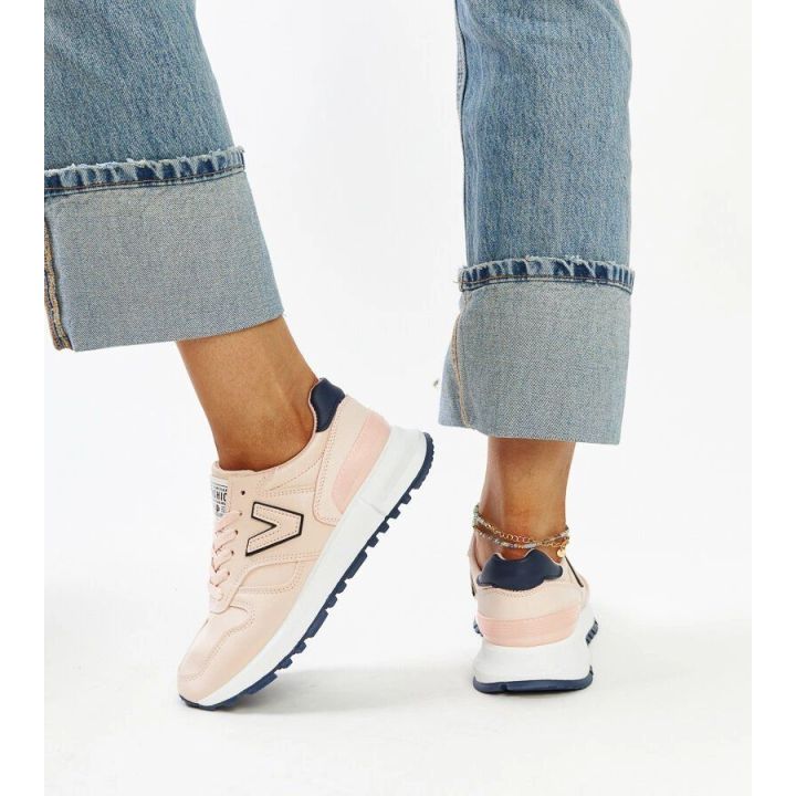 Moteriški rožiniai sportbačiai ant storesnio pado Olonio