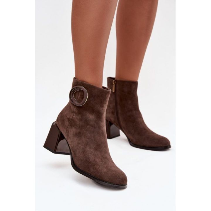 Auliniai batai su kulnu