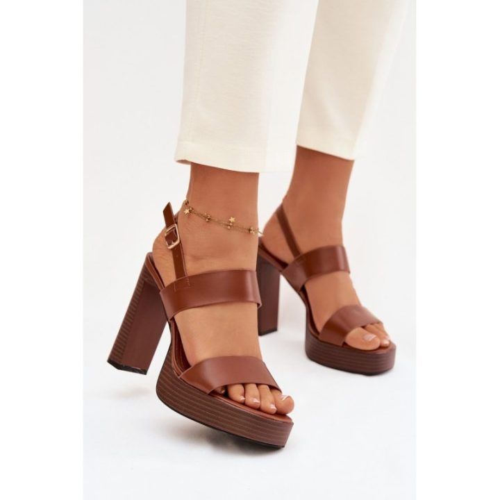 Moteriškos basutės su 11,5 cm kulnu Step in style