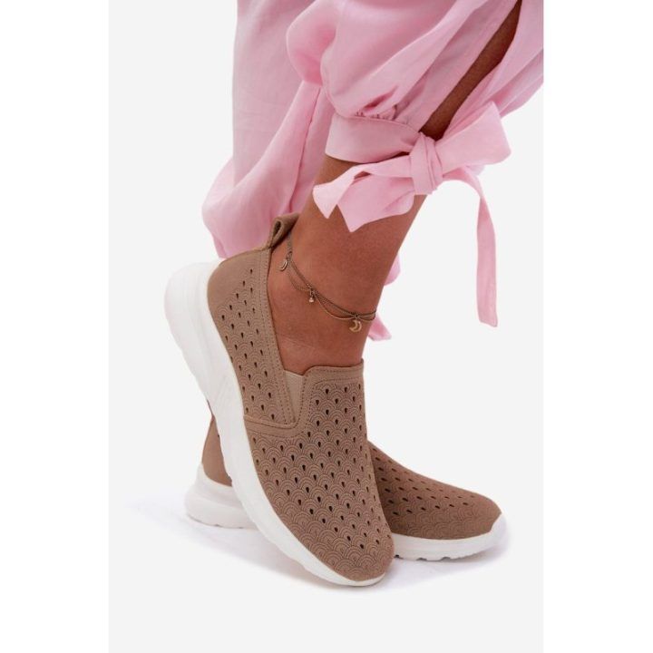 Moteriški slip-on sportbačiai Geressa, smėlio spalvos