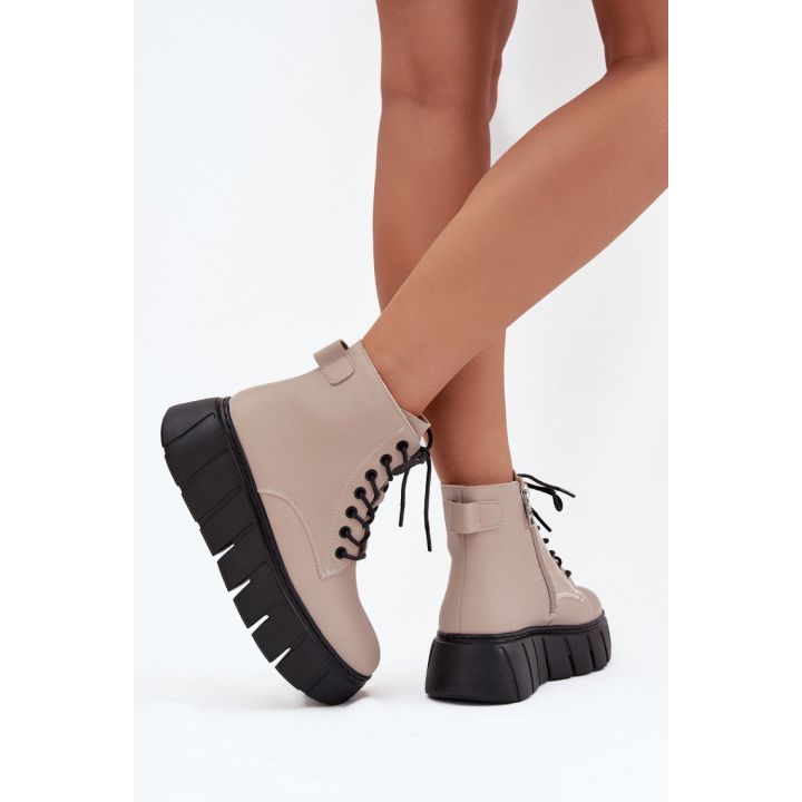 Smėlio spalvos aulinukai su platforma Step in style