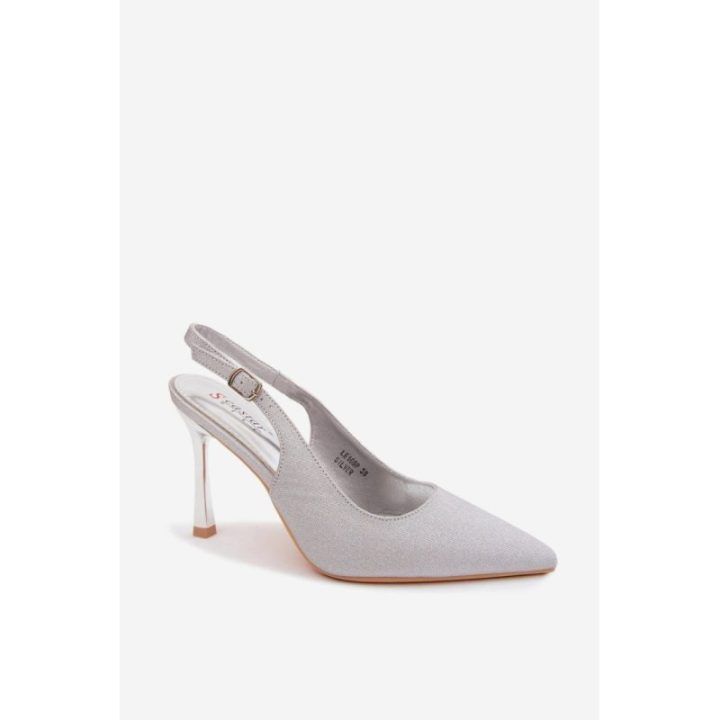 Blizgantys aukštakulniai bateliai Step in style