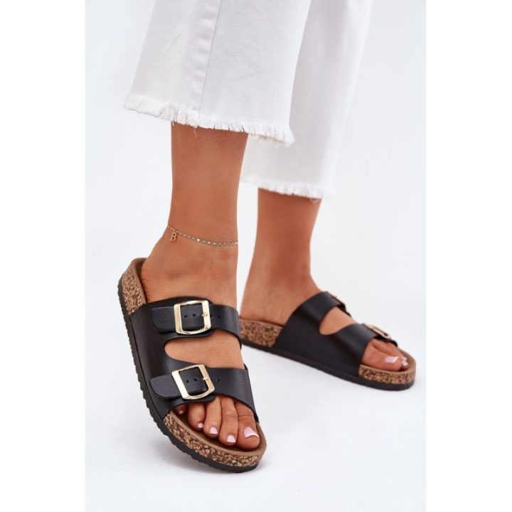 Juodos basutės su sagtimis Step in style