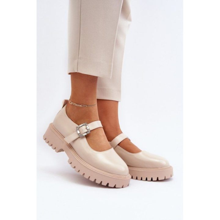 Aulinukai su platforma ir sagtimi Step in style