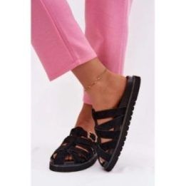 Juodos basutės Step in style