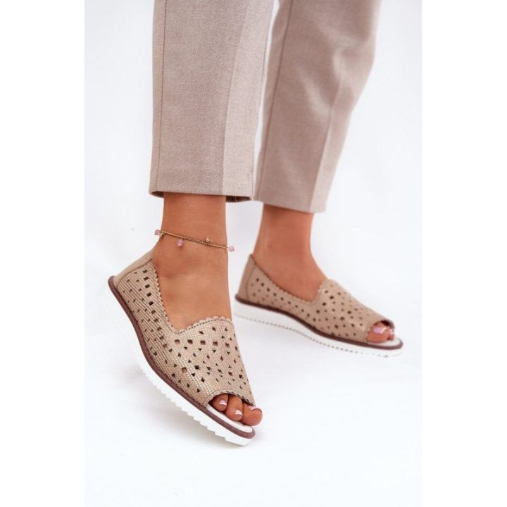 Balerinos su ažūriniu raštu Step in style