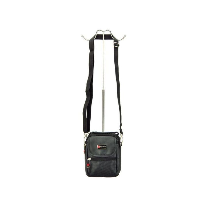 Juoda rankinė per petį Bag Street