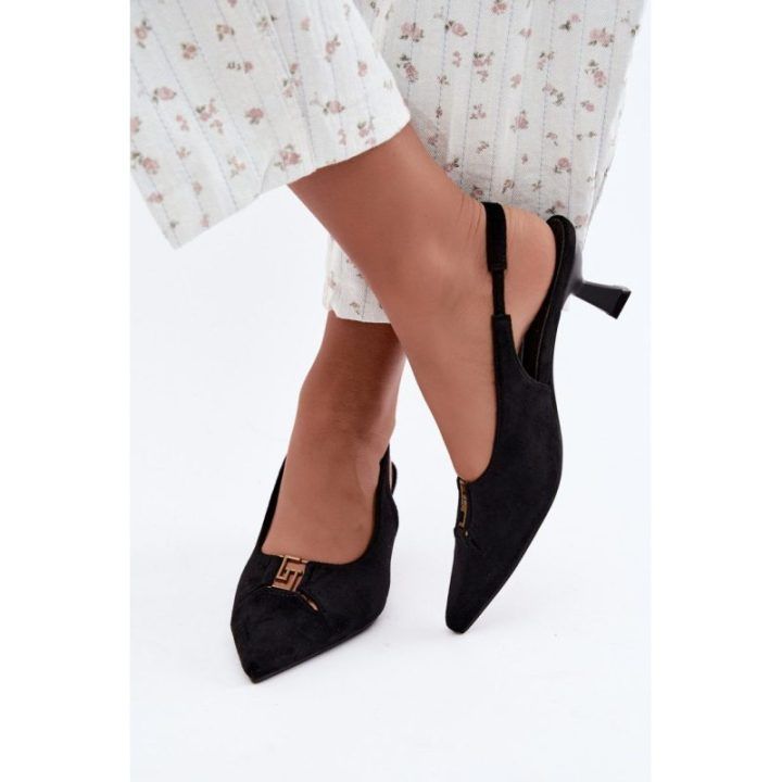 Juodi aukštakulniai bateliai su smailėjančia nosimi Step in style