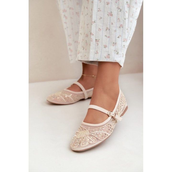 Balerinos su blizgiomis gėlių detalėmis Step in style