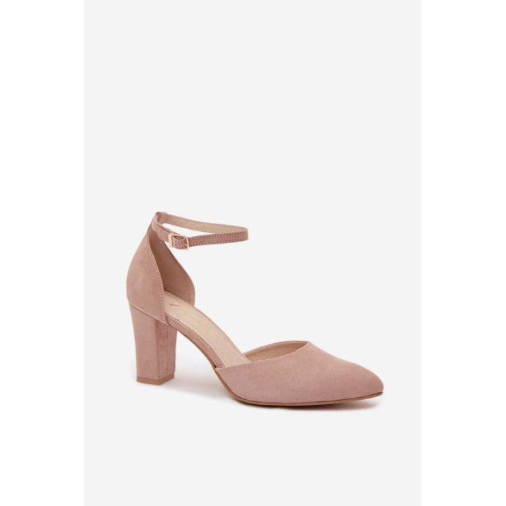 Kreminės spalvos aukštakulnės basutės su sagtimi Step in style