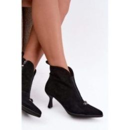 Juodi zomšiniai aulinukai su kulnu Step in style