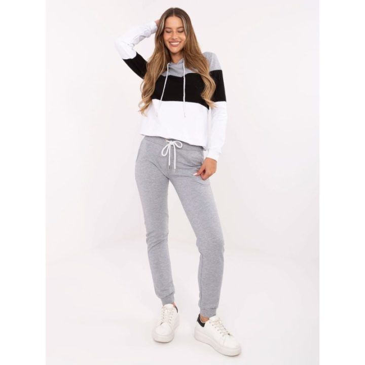 Juodos spalvos rinkinys – pilka / juoda
