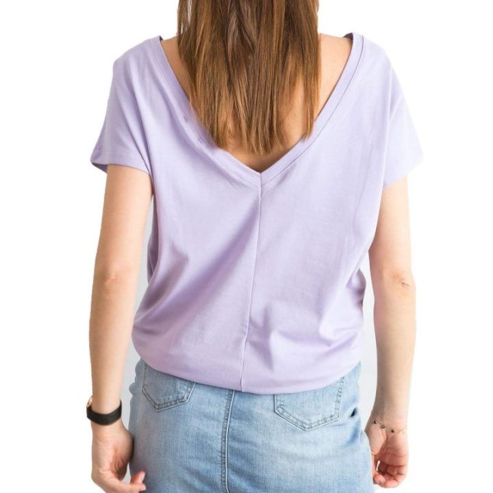 T šviesiai violetinė