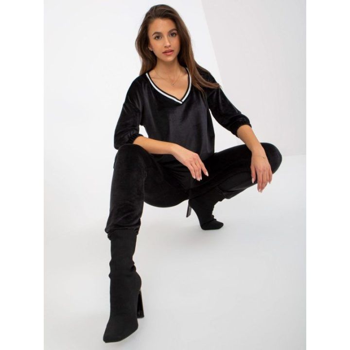 Komplektas-juodas
