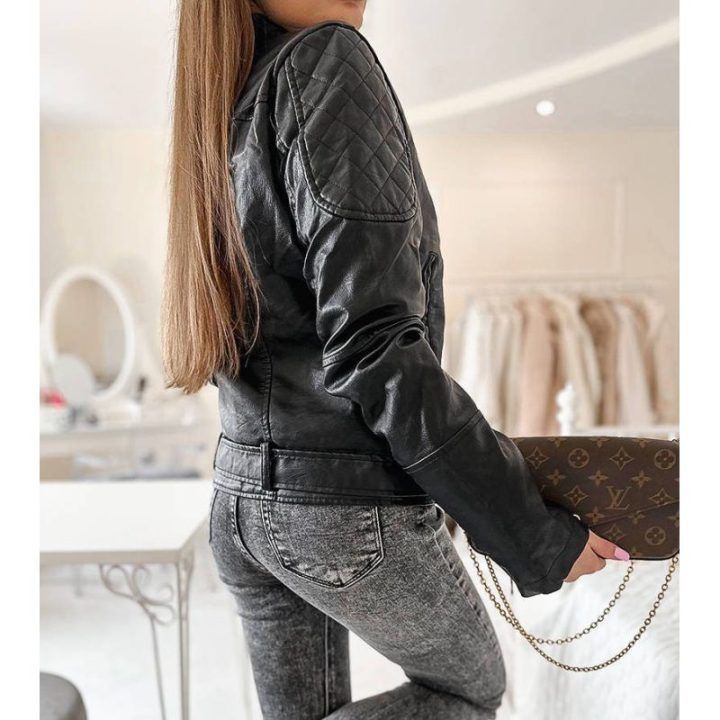 Deschamps juoda ramones striukė
