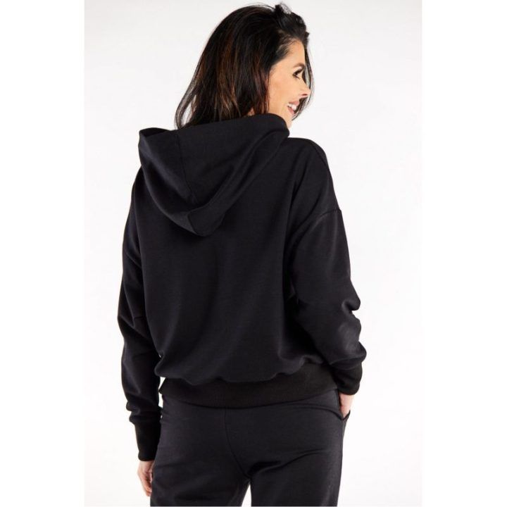 Megztinis Infinite You – juoda