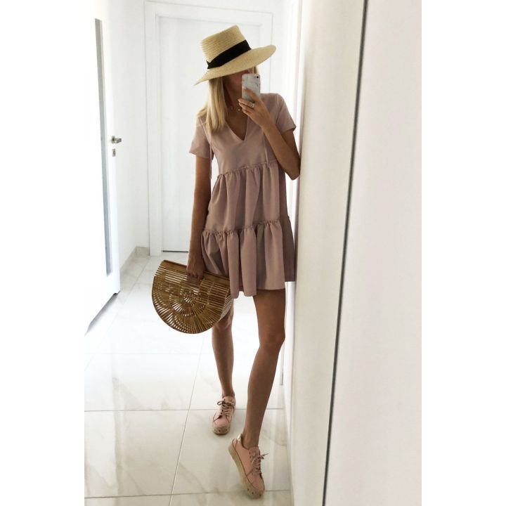 Suknelė platėjančio kirpimo