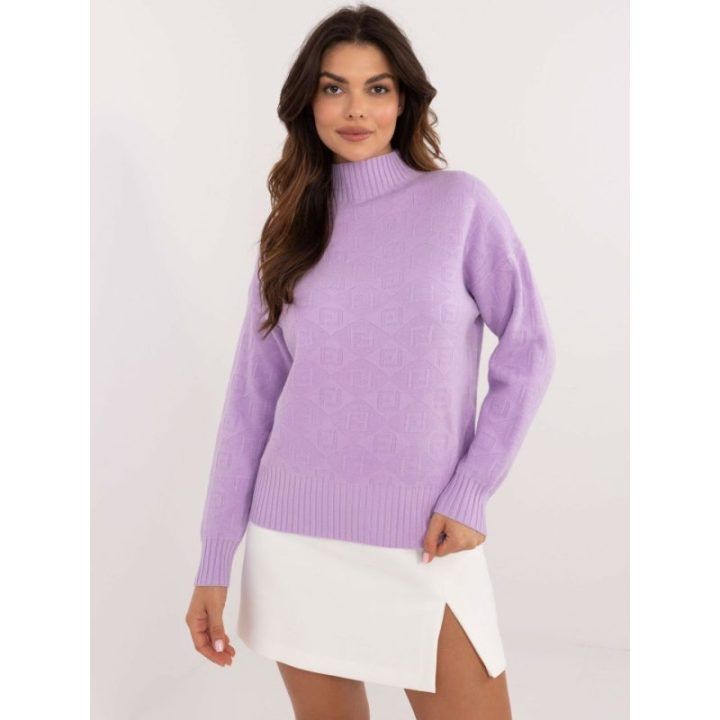 Šviesiai violetinis megztinis – šviesiai alyvinė