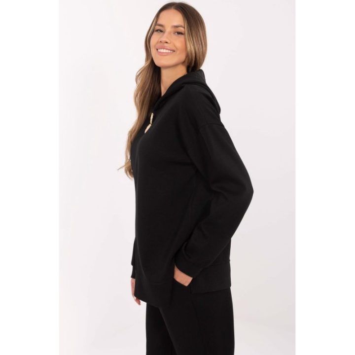 Moteriškas stilingas džemperis Italy Moda – juoda