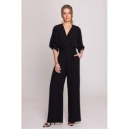Stilingas ir elegantiškas moteriškas kombinezonas