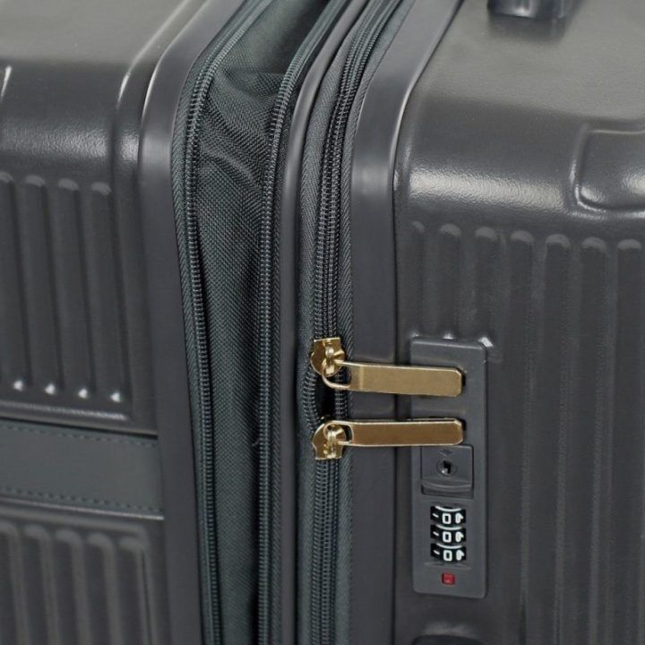Vidutinio dydžio tamsiai pilnas lagaminas kelionėms iš ABS plastiko Solier