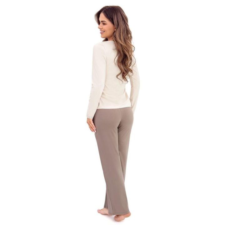 Pižama smėlio spalvos ilgarankovė su nėriniais Daphne