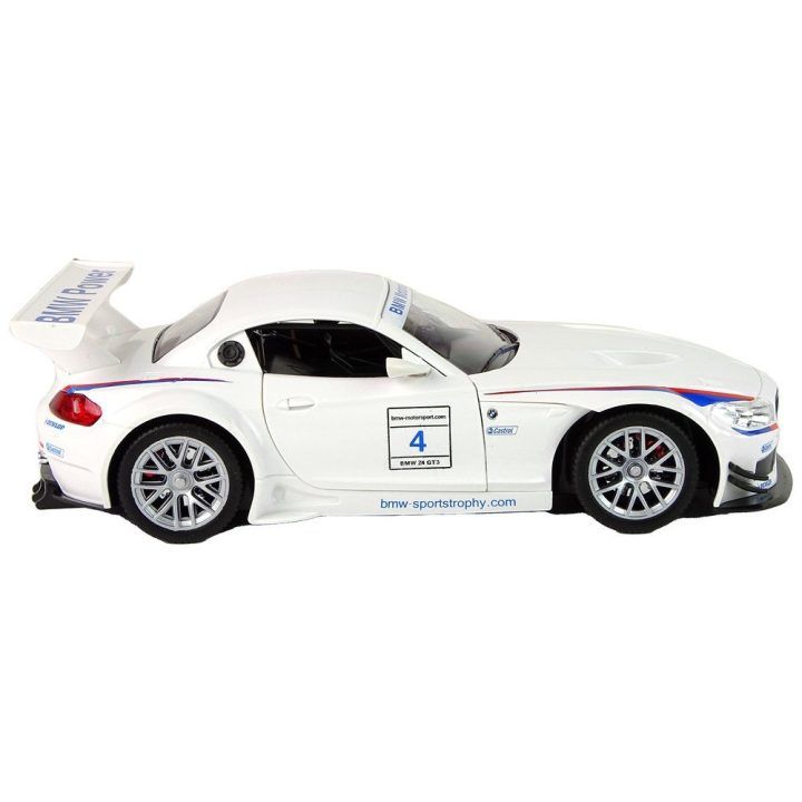 Radijo bangomis valdomas automobilis BMW Z4 su baterija