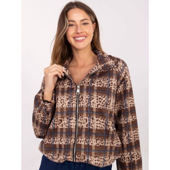 Ruda striukė su raštuotu dizainu