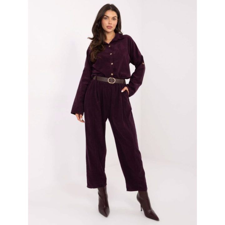 Palaidinė tamsiai violetinė – elegantiškas pasirinkimas