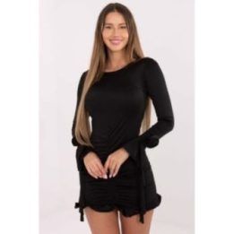 Suknelė vakarinė elegantiško kirpimo – išskirtinumui ypatingomis progomis