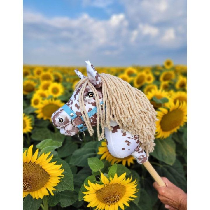 Hobby Horse lazdelinis arkliukas su ruda leopardine spalva ir smėlio karčiais