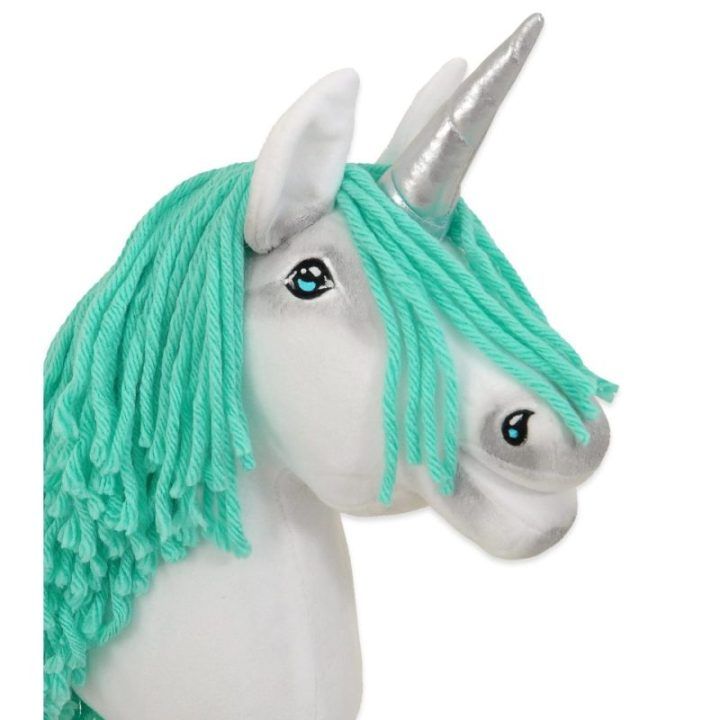 Hobby Horse vienaragis su lazda balta spalva su mėtų karčiais ir sidabriniu ragu