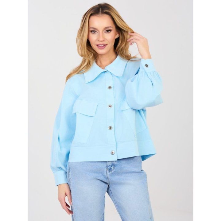 Moteriška oversize šviesiai mėlyna striukė