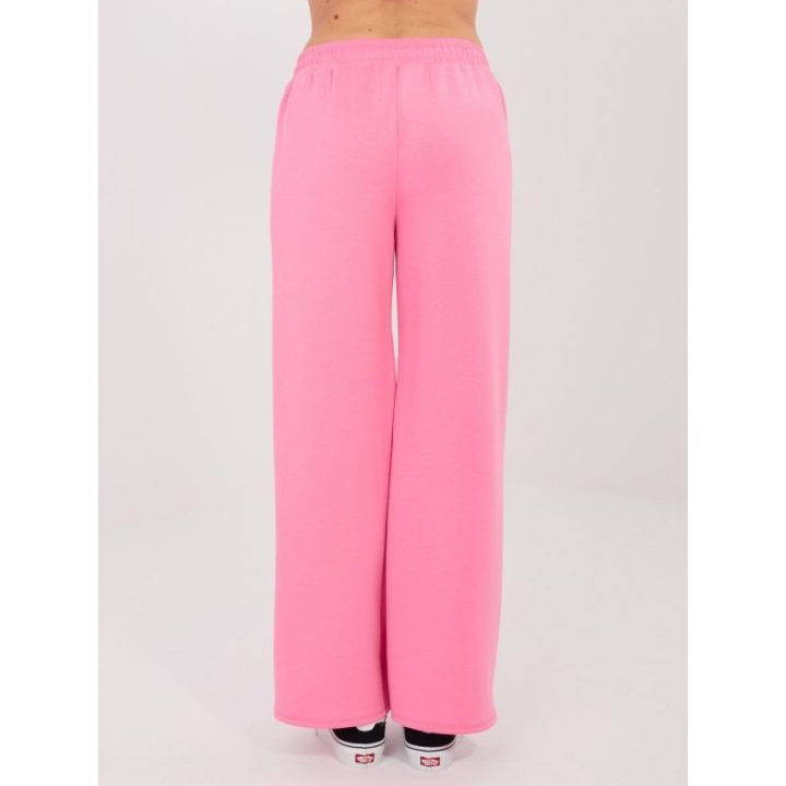 Moteriškas kostiumas tamsiai rožinis