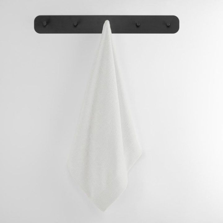Rankšluostis 70 × 140 cm AH AMARI