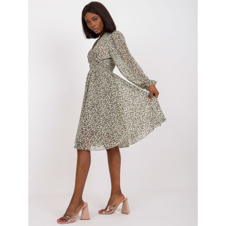 Chaki spalvos suknelė